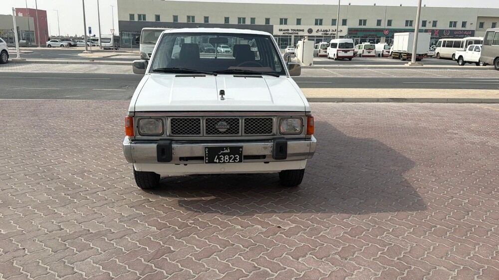 نيسان بيك اب عراوي مخزن 1990 - 14