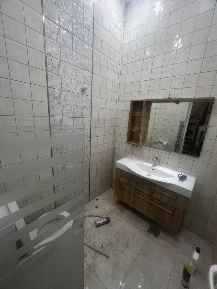 الحاصل للعقارات ترخيص رقم 220 - 7