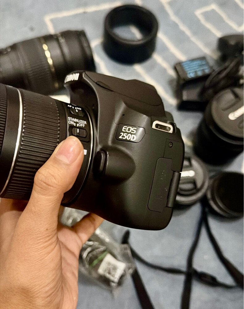 FOR SALE – Canon EOS 250D DSLR Came - 3