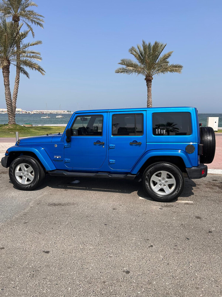 Jeep Wrangler 4 door - 1