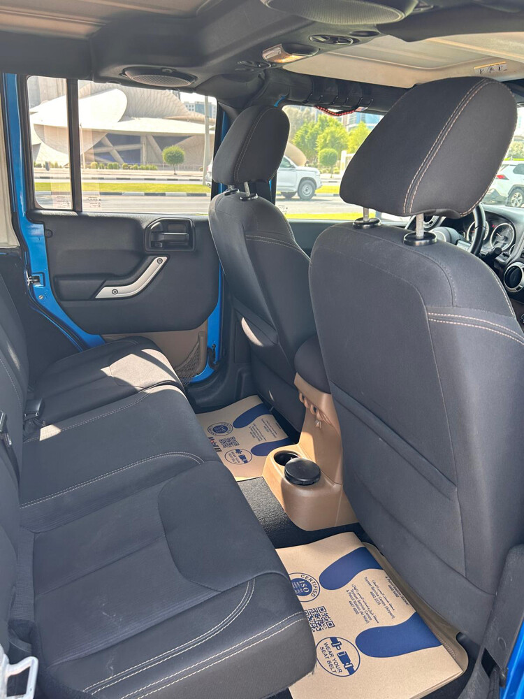 Jeep Wrangler 4 door - 7