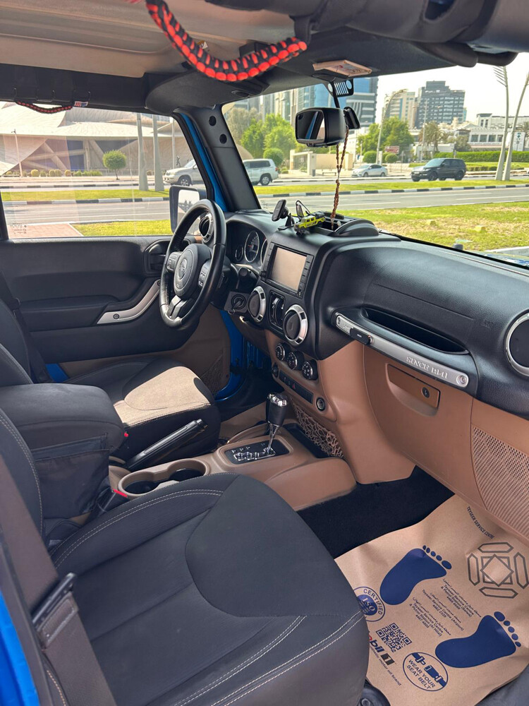 Jeep Wrangler 4 door - 8