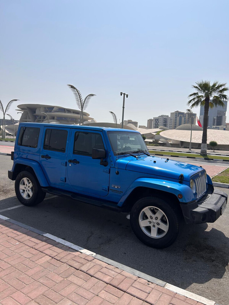 Jeep Wrangler 4 door - 13