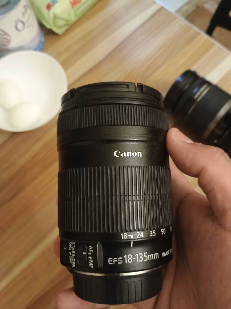 canon 18-135mm lens fresh like new - 2