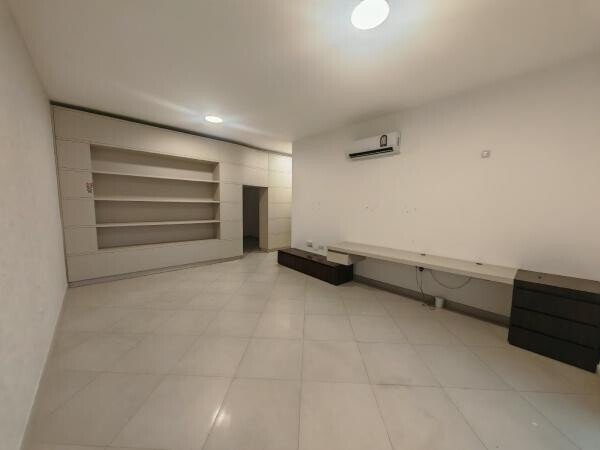 LUXURY 4BR +OFFICE SPACE | MARKHIYA - 3