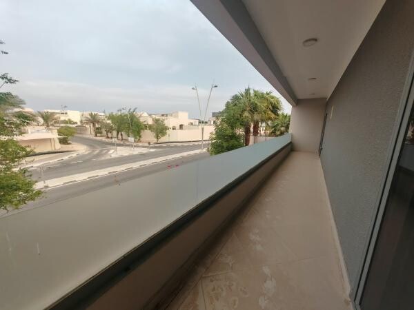 LUXURY 4BR +OFFICE SPACE | MARKHIYA - 2