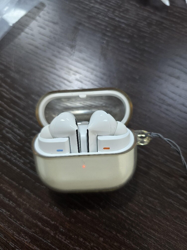 samsung galaxy buds 3 pro - 1