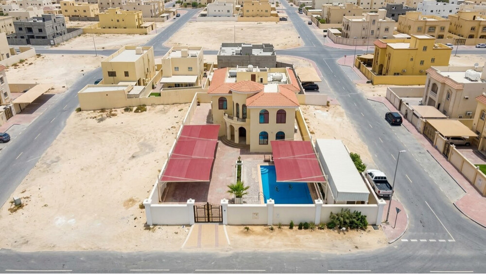 فيلا كبيرة للإيجار بالخور - 5