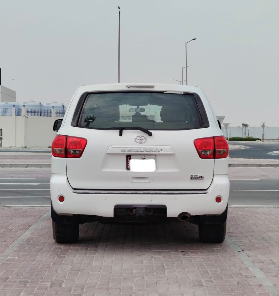 Toyota Sequoia 2013 - 7