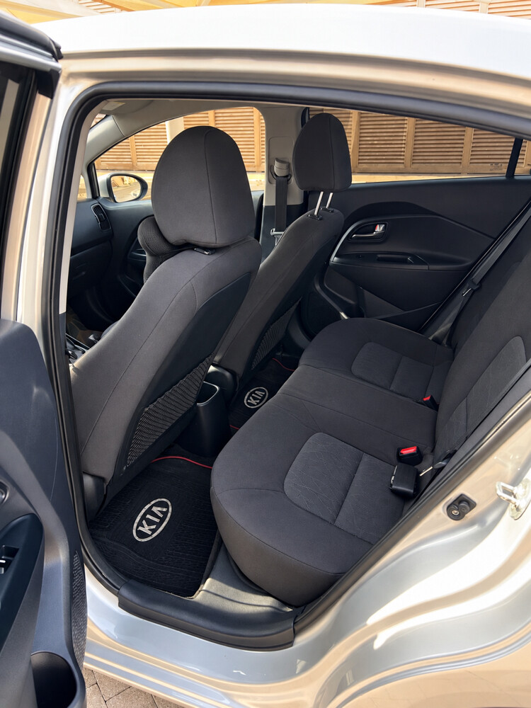 Kia Rio 2017 – Excellent Condition - 10