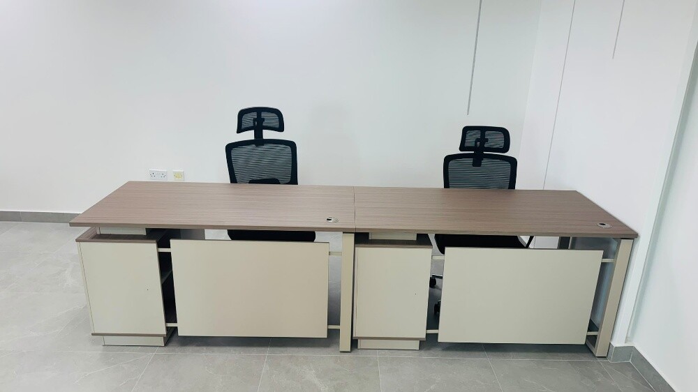 Office desk ( brand new) - 8