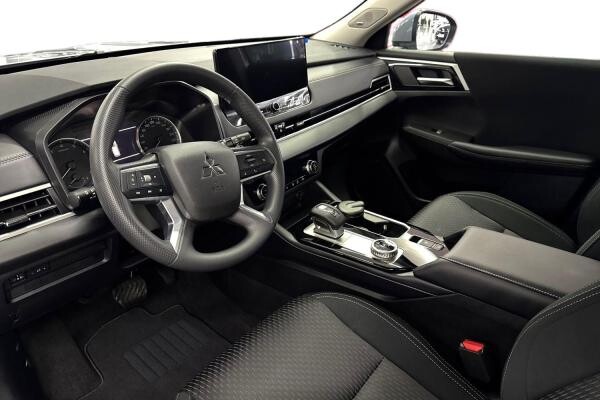 MITSUBISHI OUTLANDER GLX 2WD 2.5L - 2