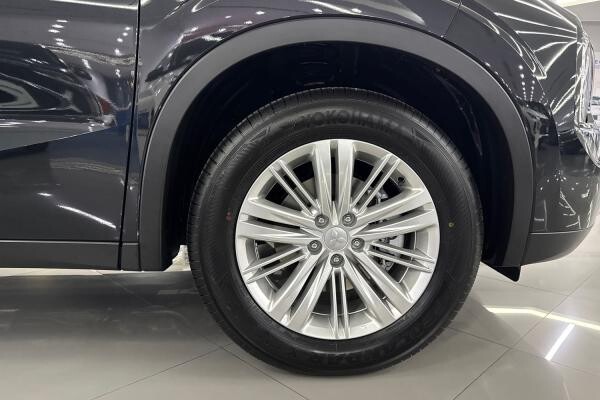 MITSUBISHI OUTLANDER GLX 2WD 2.5L - 8