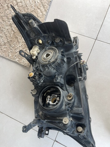 Land Cruiser GXR HEADLIGHT with bul - 2