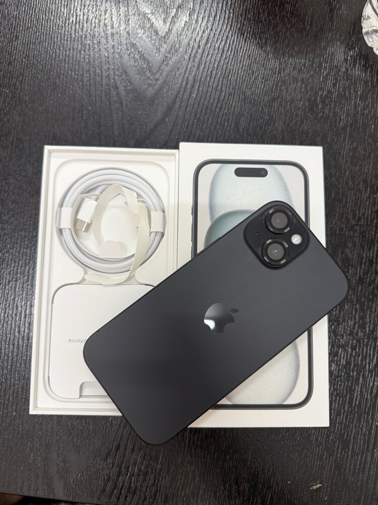 IPhone 15 black - 1