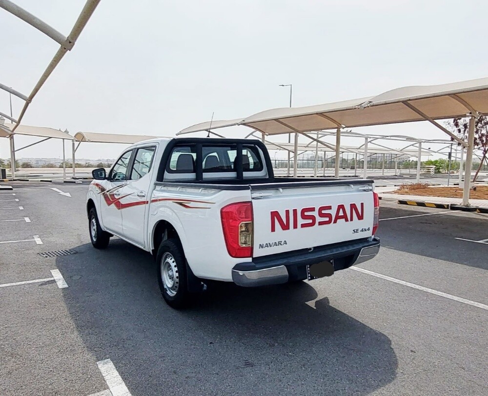 NAVARA AUTOMATIC - 4