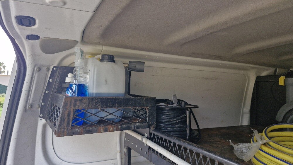 Nissan Van for Sale - 11