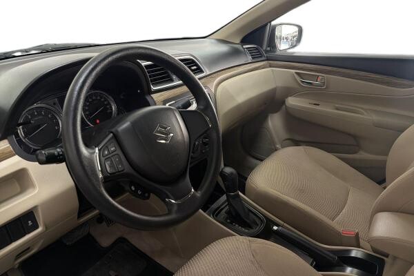 SUZUKI CIAZ 2023 87,909 KM - 6