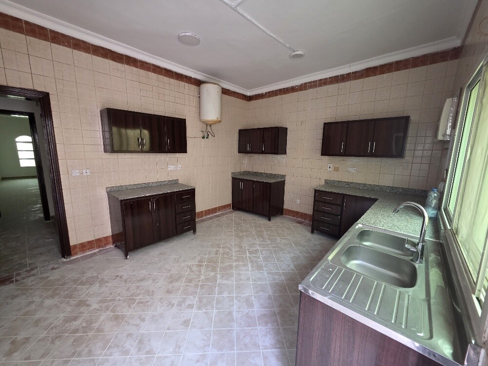 Villa for rent in Al Gharaffa,rayan - 2