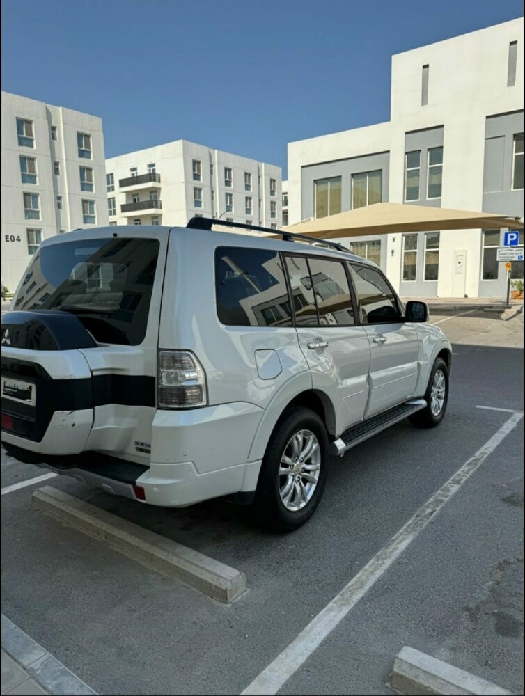سيارة ميتسوبيشي باجيرو الرياضية م - 3