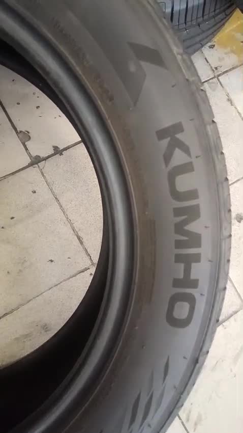Four Original Kumhu Tyre for sale - 2