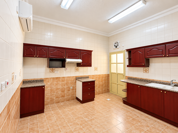 Villa in Al Nuaija Compo - 9