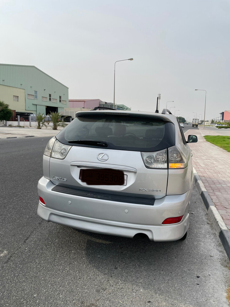 Good condition Lexus RX350 Silver - 3
