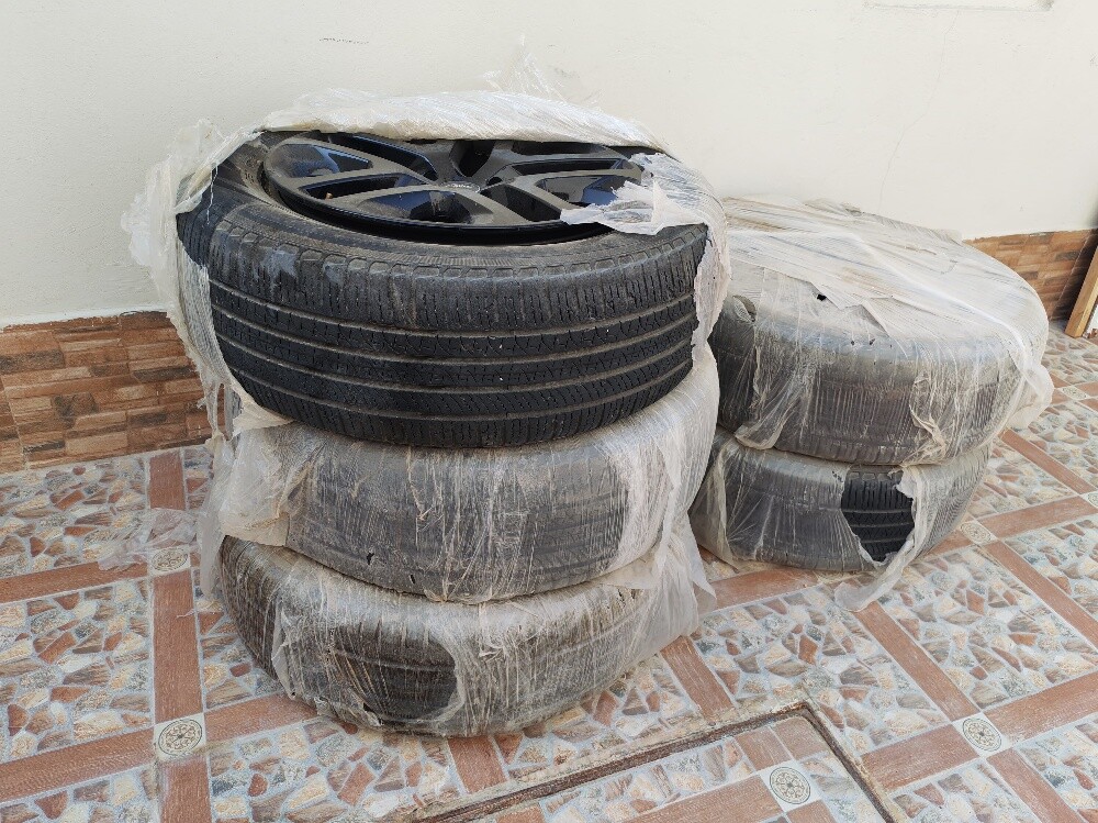 Tyer with rim - 2