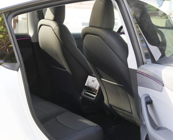 TESLA MODEL Y - 2026 - 10