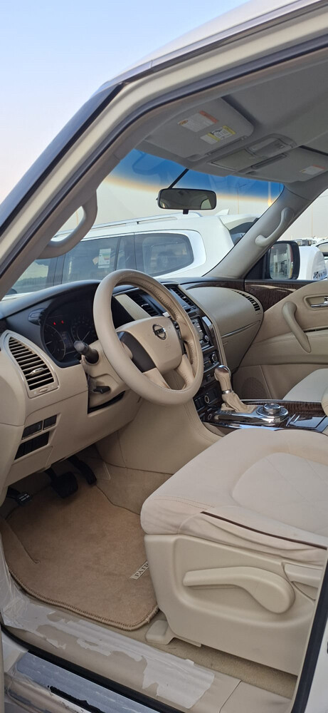 نيسان بدون فتحه - 3