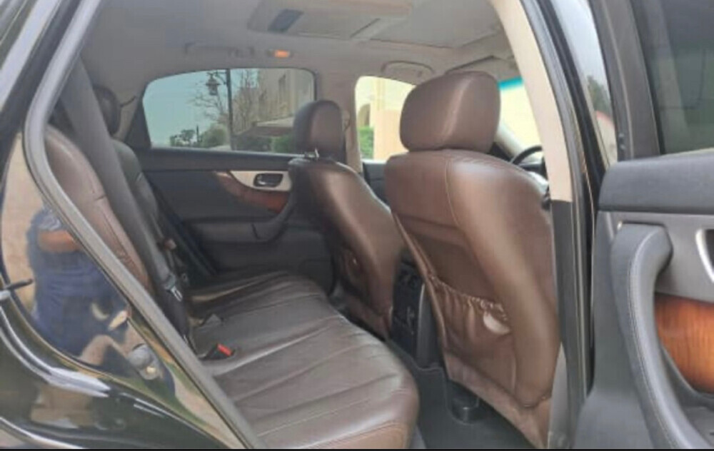 Infinity QX70 full option 4x4 - 5