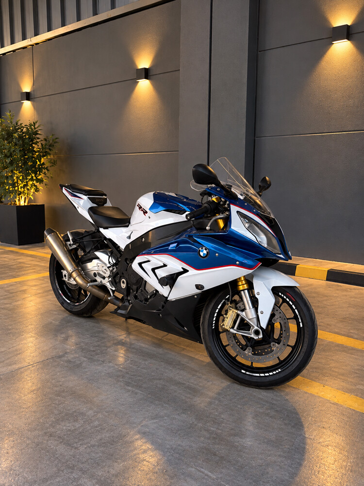 BMW. RR1000 - 2