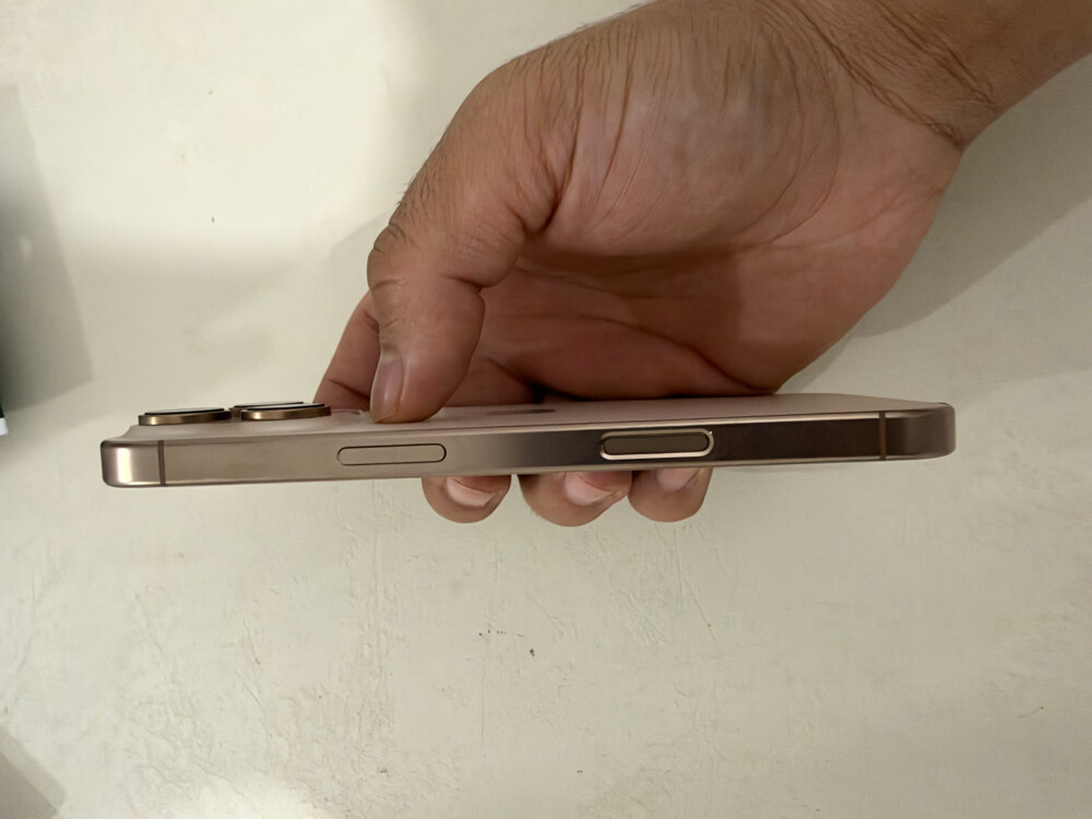iPhone 16 Pro 512GB - 5