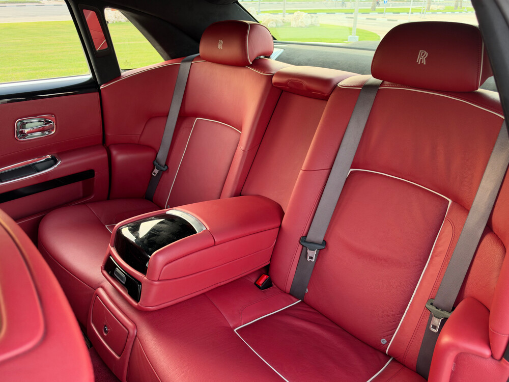 rolls Royce Ghost - 15