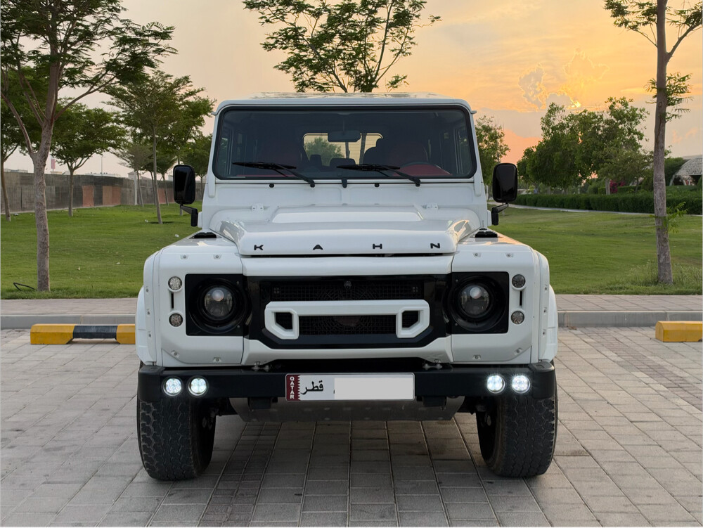 Land Rover Defender  - 5