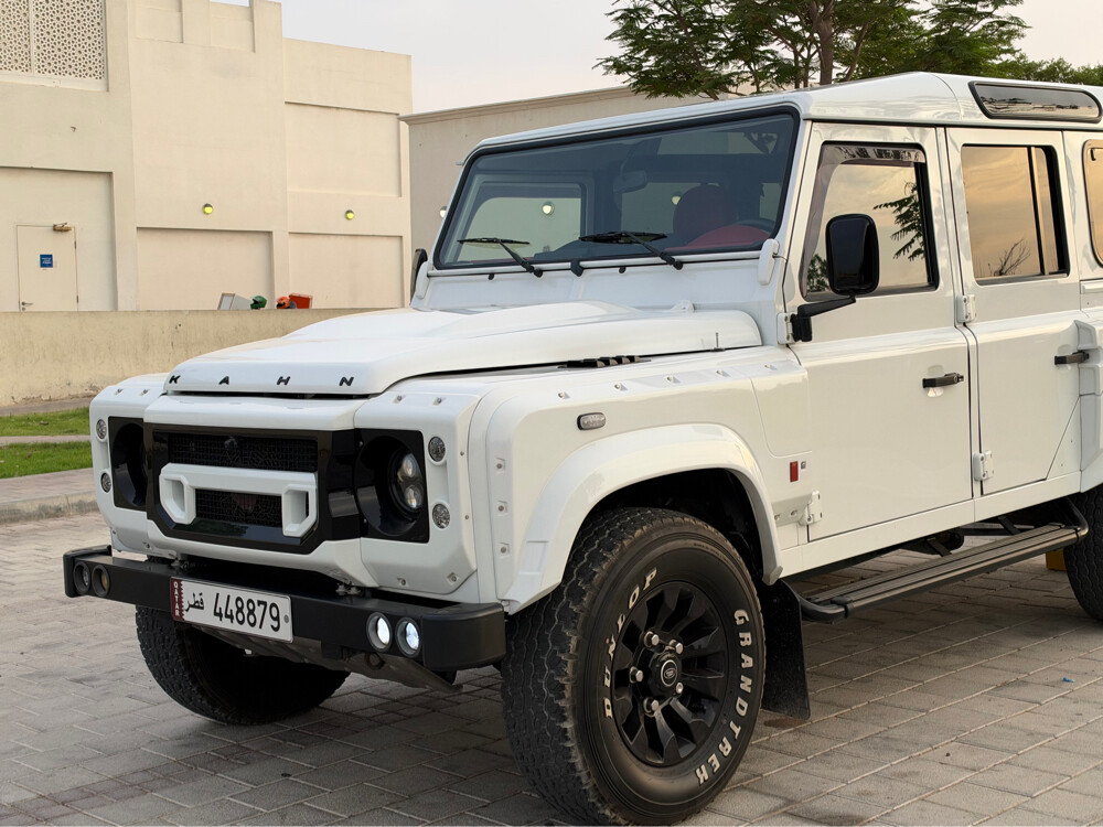 Land Rover Defender  - 2