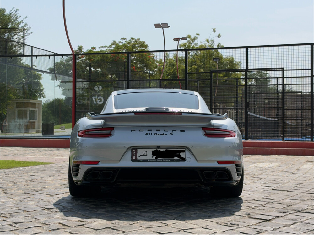 Porsche 911 Turbo S - 11