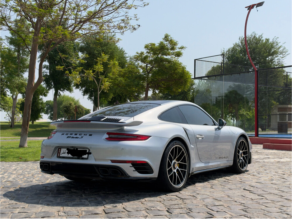 Porsche 911 Turbo S - 5
