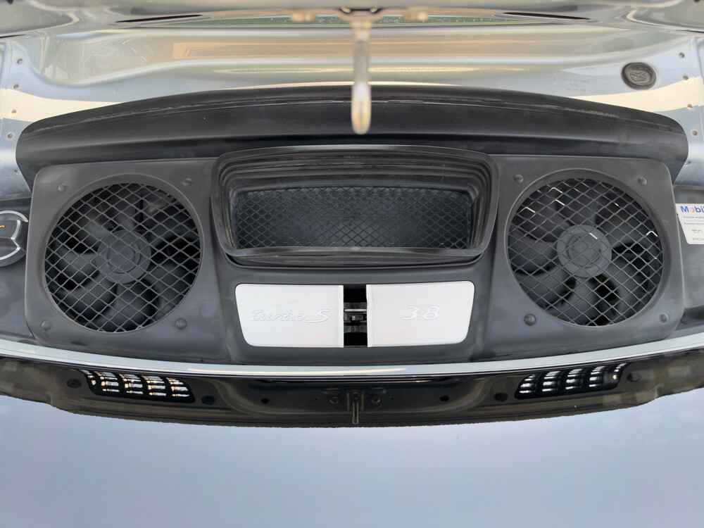 Porsche 911 Turbo S - 7