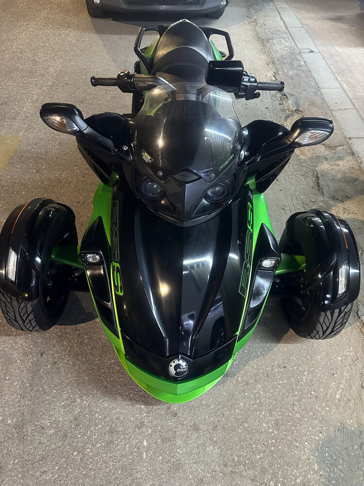 Can Am Spyder RSS 2013  - 1