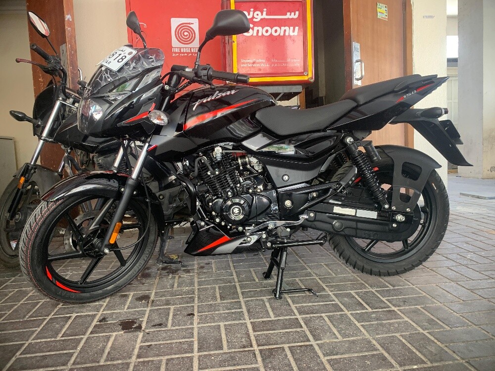 Bajaj pulser 150 - 1