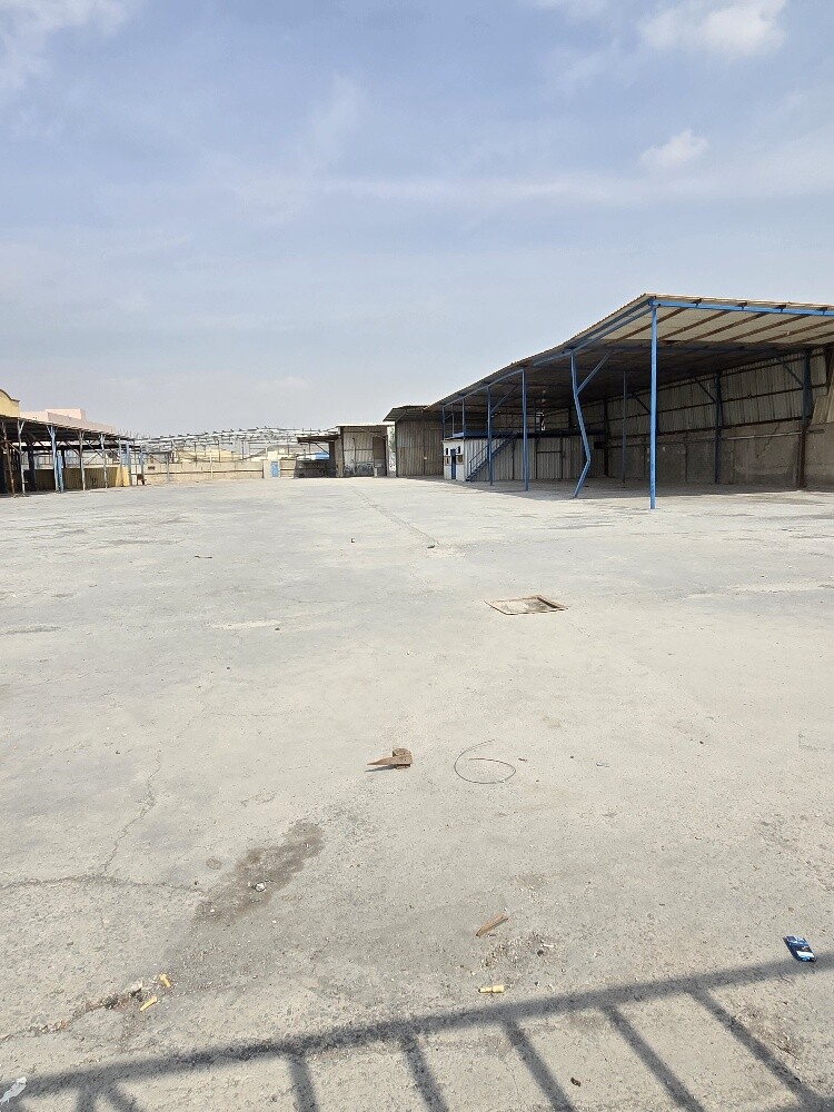 big space - 3