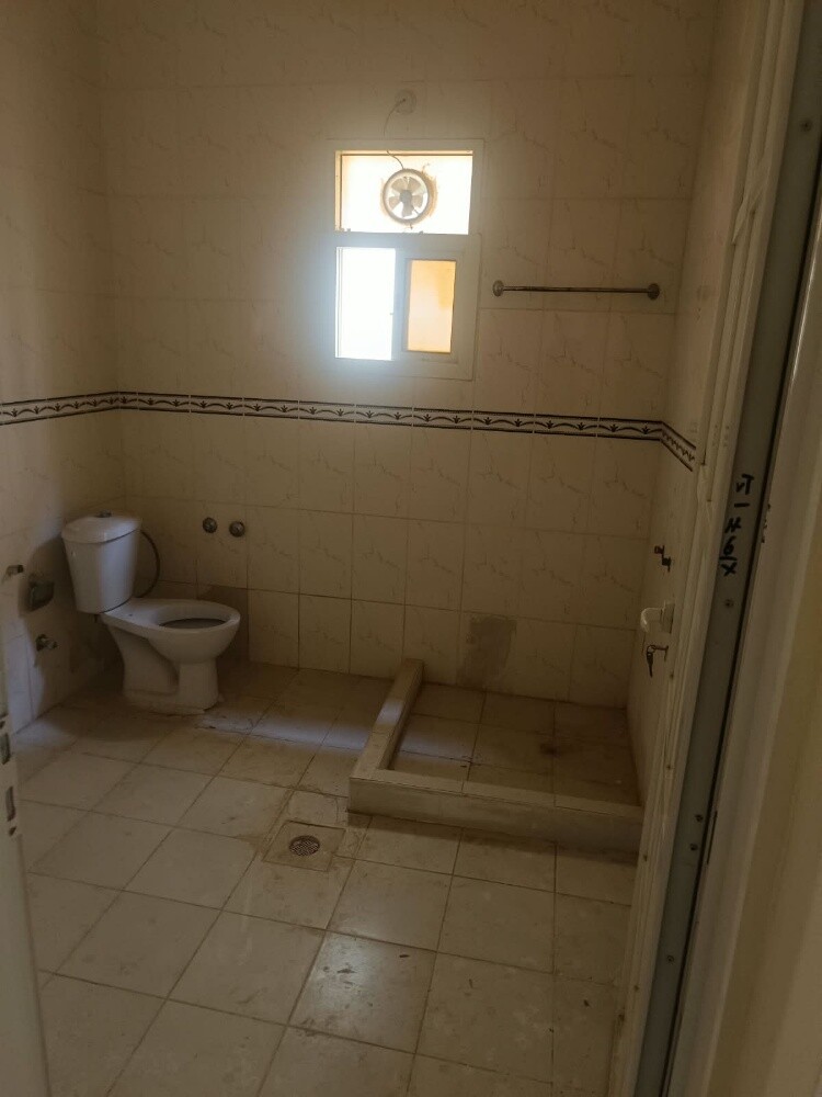 villa for rent in um salal ali - 15