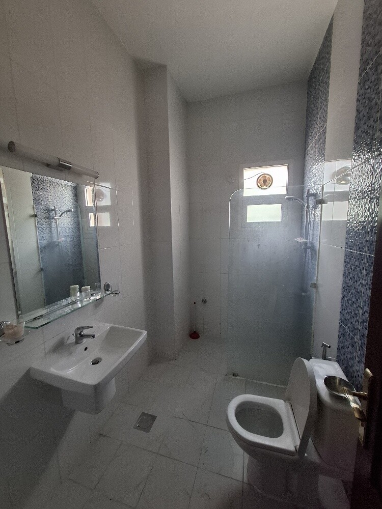 Al Maamoura Villa 14000 - 11