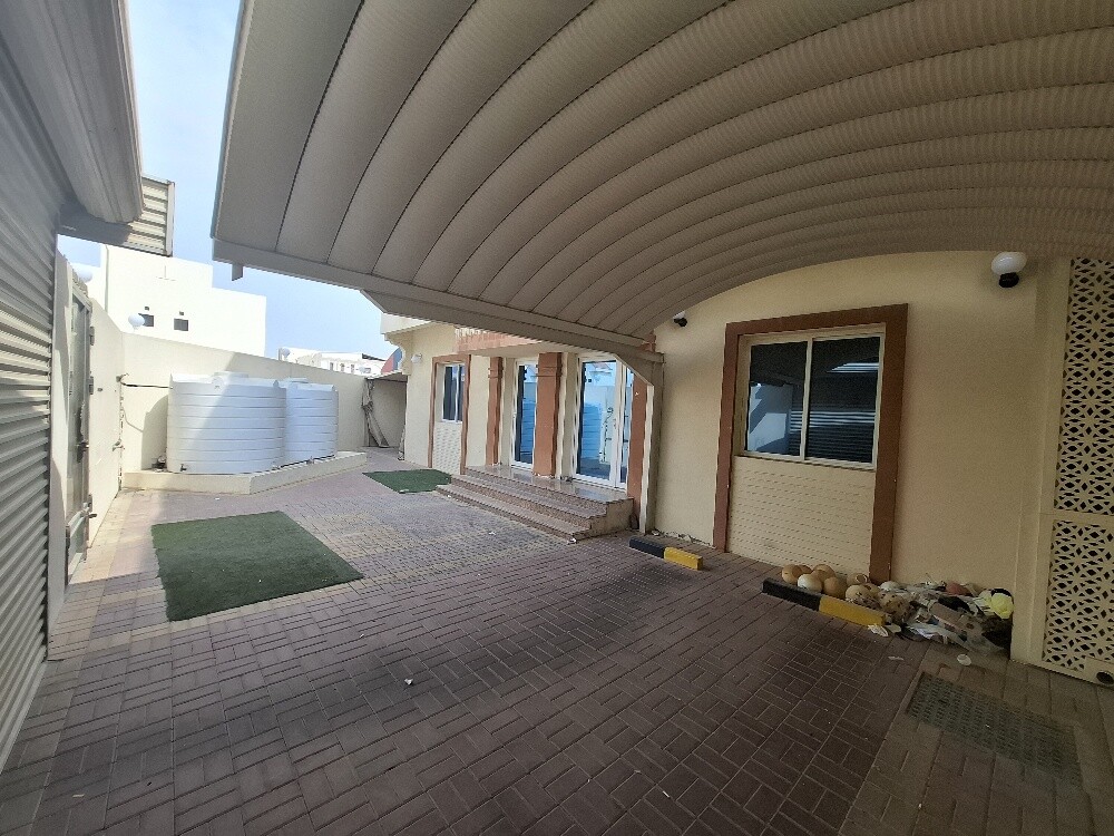 Al Maamoura Villa 14000 - 14