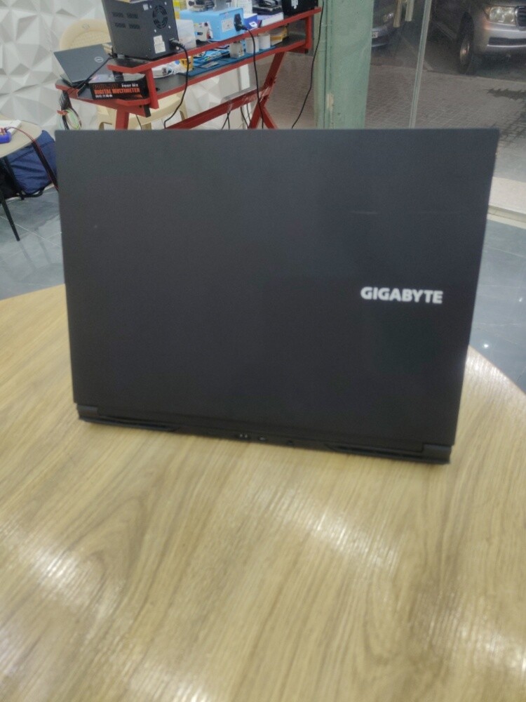 gigabyte gaming laptop - 3