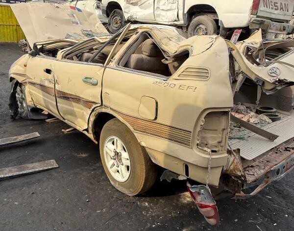 TOYOTA LAND CRUISER 2005 - 9
