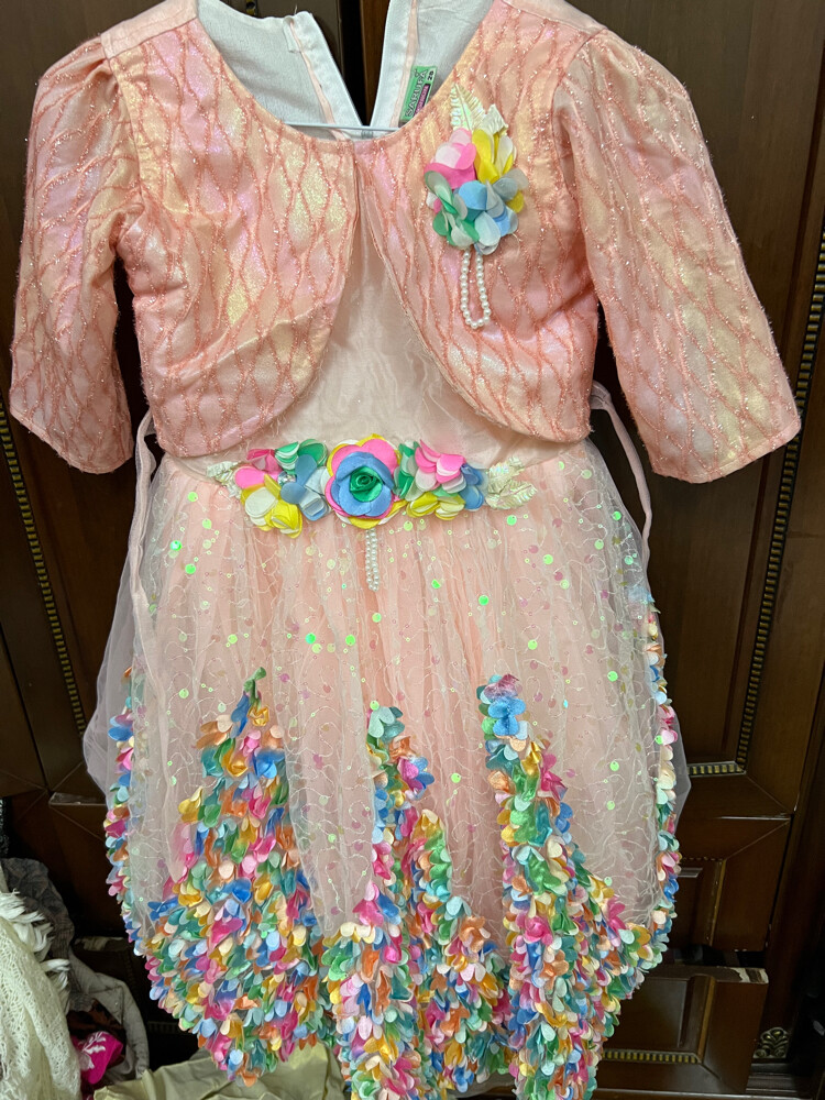 like new girl frocks for 3 to 5year - 8