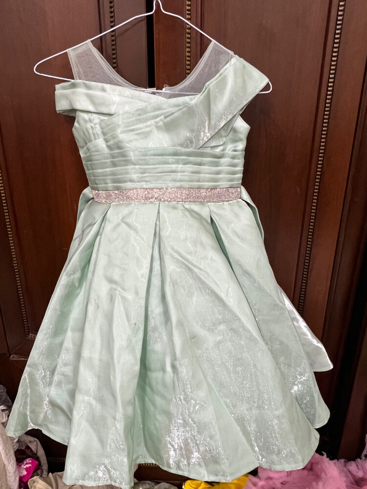 like new girl frocks for 3 to 5year - 9