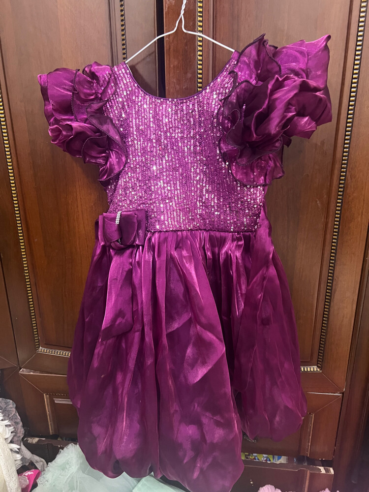 like new girl frocks for 3 to 5year - 1